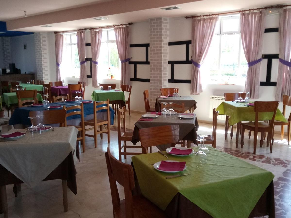 Hostal El Tropezon Matallana de Valmadrigal Kültér fotó