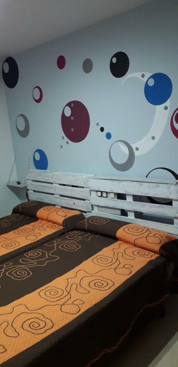 Hostal El Tropezon Matallana de Valmadrigal Kültér fotó